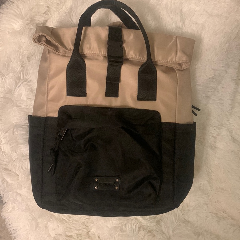 Bear Paws backpack-NWOT